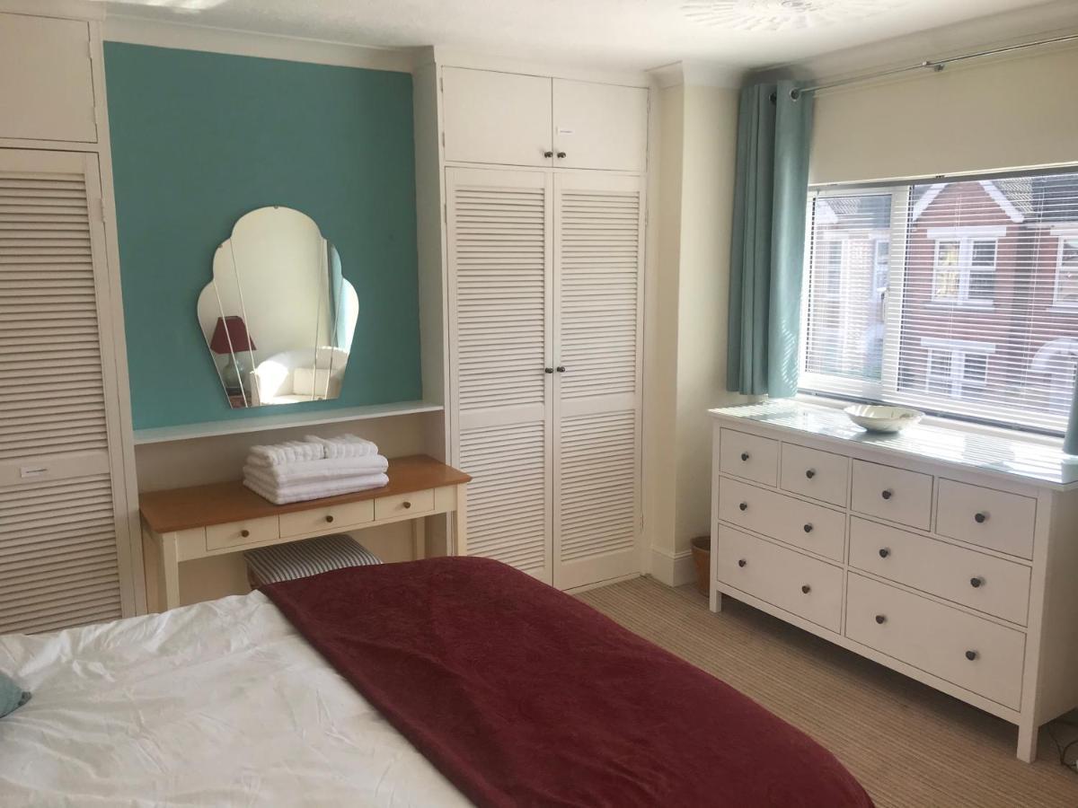 3 Double Bed House 10 Mins From Sandbanks Poole Exterior photo